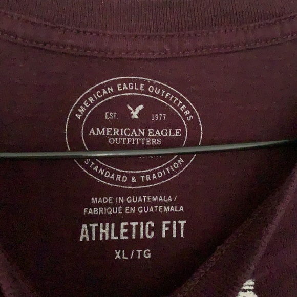 American Eagle T-shirt - Picture 2 of 3